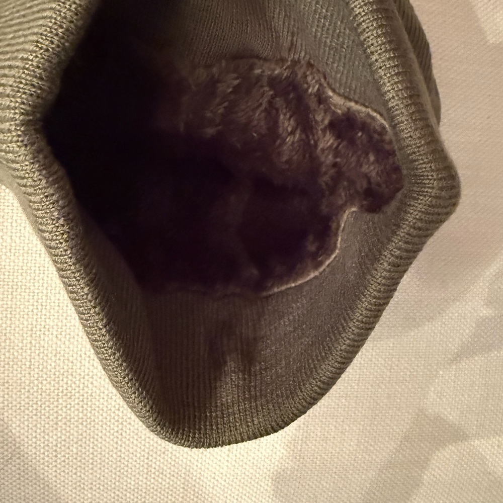 lululemon Unisex Olive Green Beanie - Picture 3 of 3